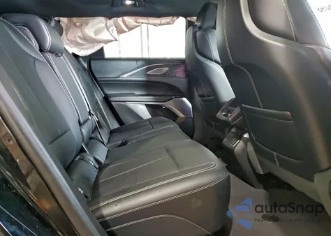 2023 Cadillac Lyriq Luxury z USA, uszkodzony, nr VIN 1GYKPMRK7PZ002845